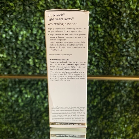 Dr. Brandt Light Years Away Whitening Essence Dark Spot Serum | NEW | Price FIRM - Picture 5 of 8